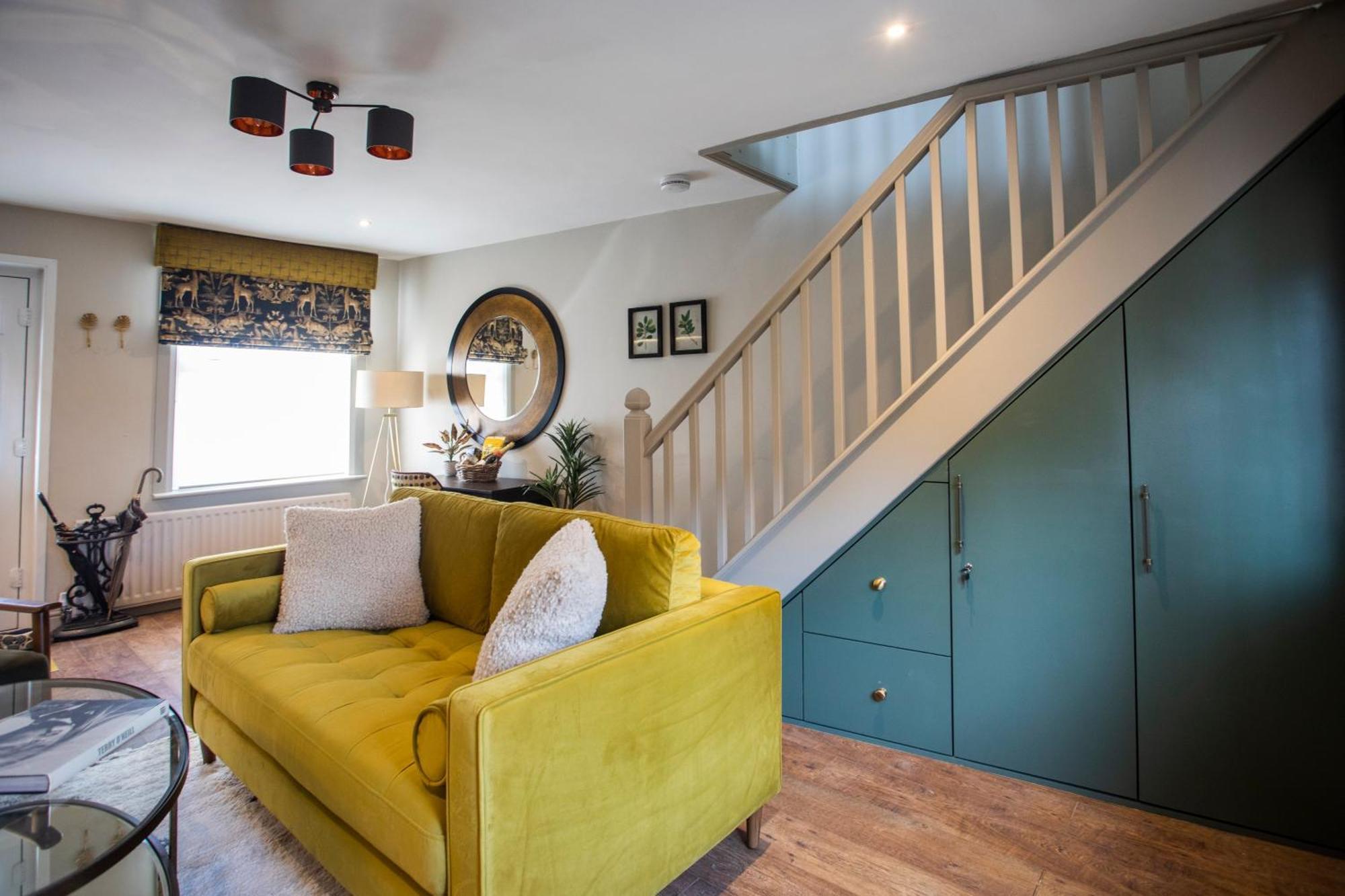 فيلا Stunning Warwick Victorian Townhouse - Beautifully Renovated, Free Parking - 5 Min Walk To Warwick Castle & Historic Town Centre - Perfect Uk Break And Base For Exploring Cotswolds المظهر الخارجي الصورة